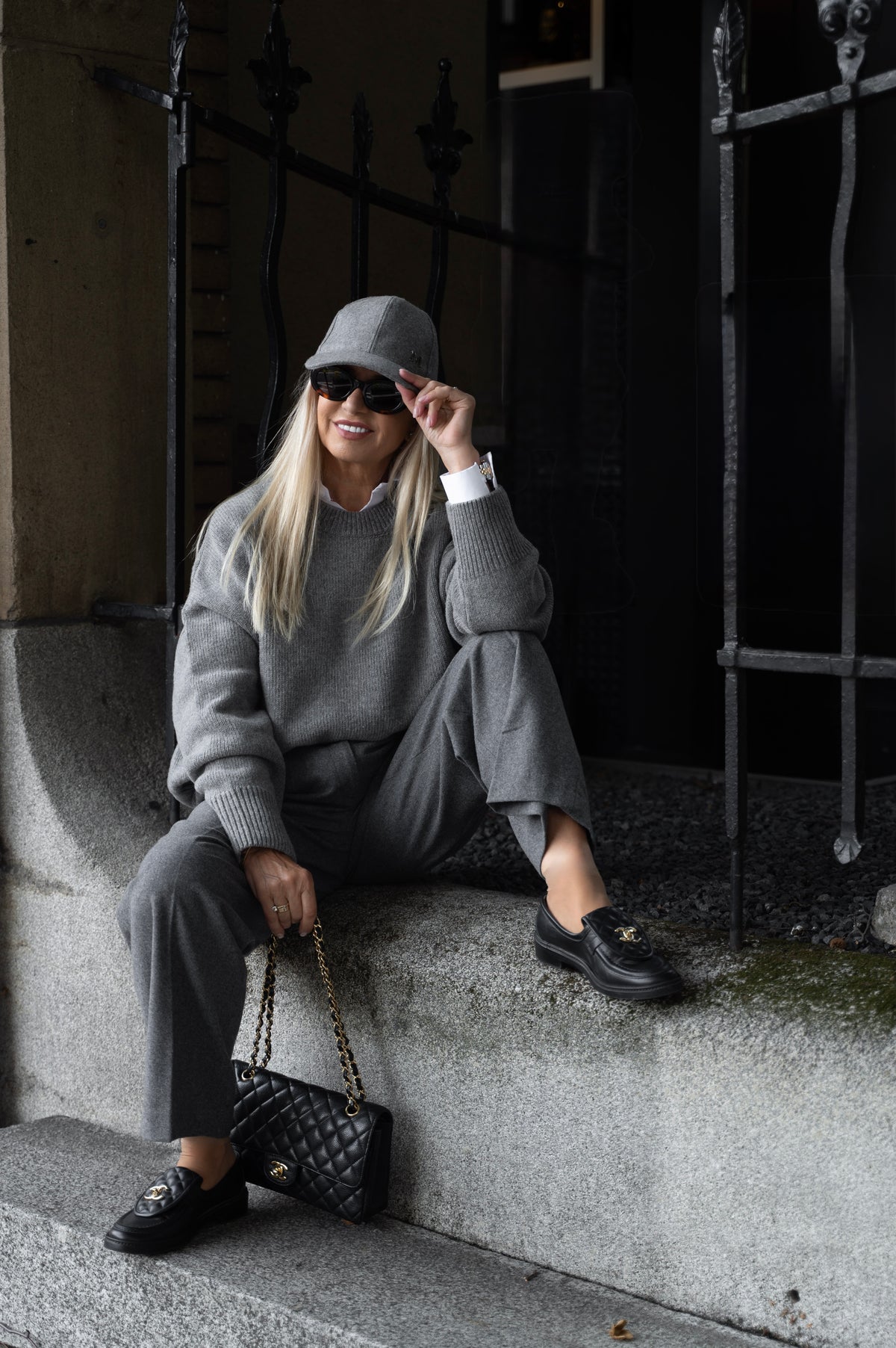 Sweter LIVIA szary