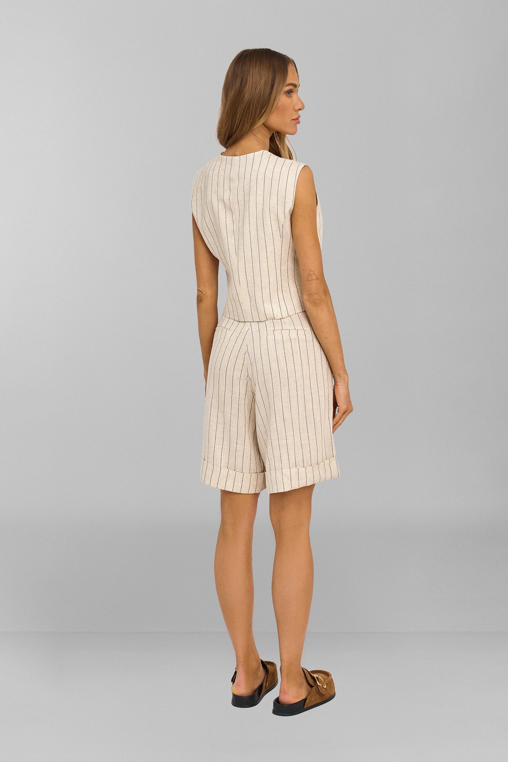 Bermudy ARIA paski len