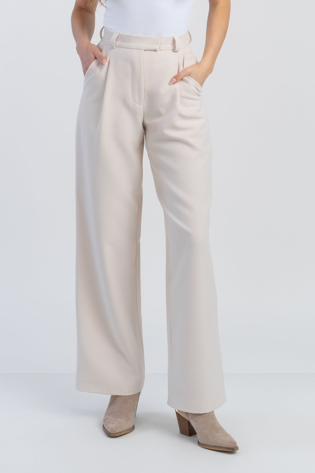 Garnitur damski EMILY śmietankowy