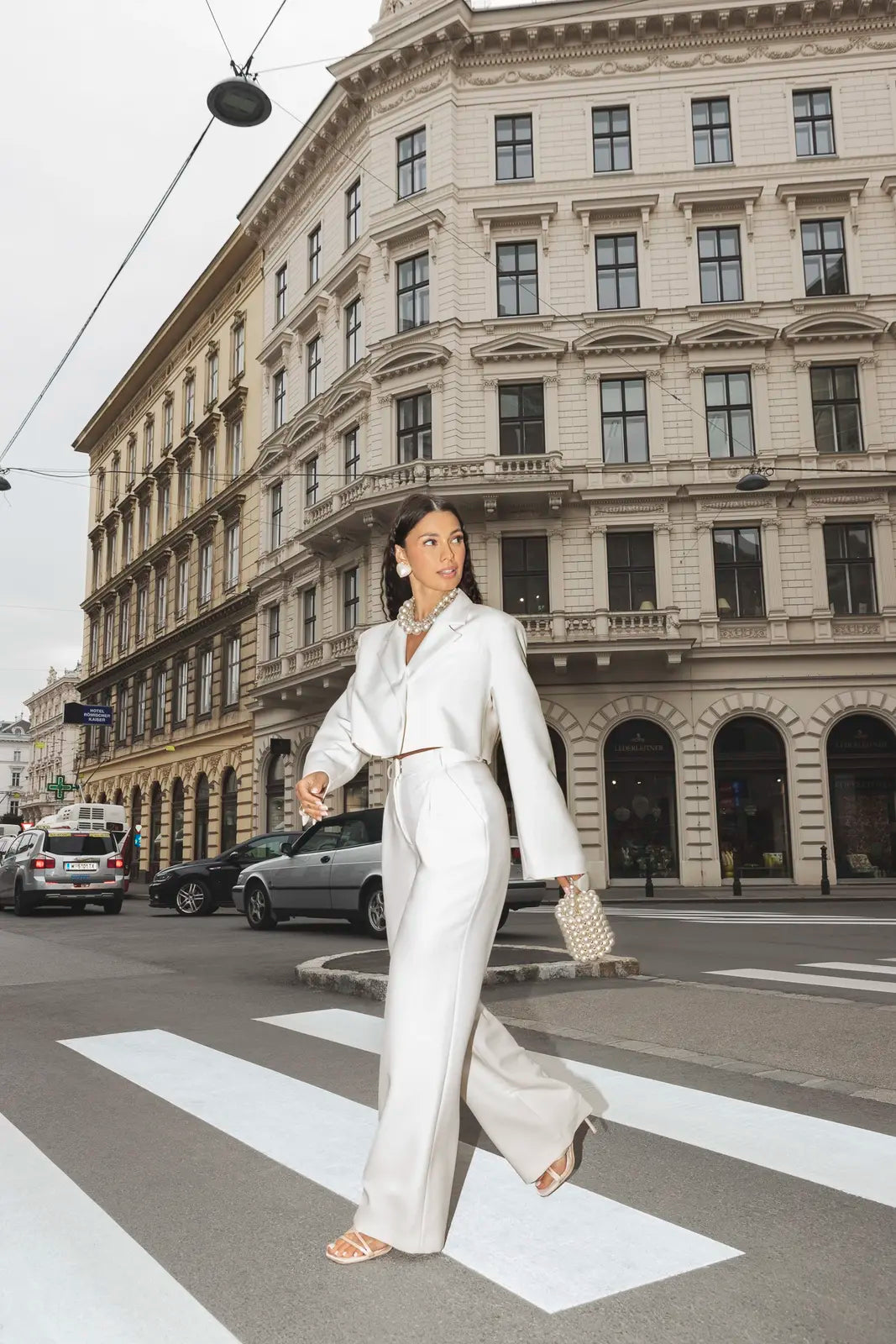 Garnitur damski EMILY śmietankowy